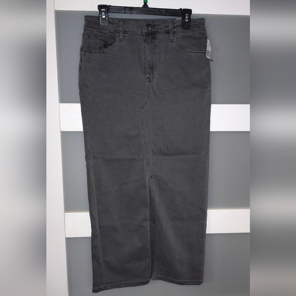 Kut from the Kloth Dresses & Skirts - NWT Kut Pencil Jean Skirt